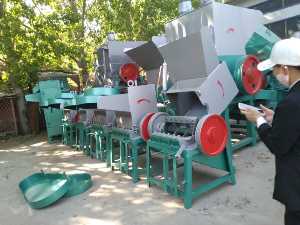 MAIKONG small plastic shredder for growing businesses